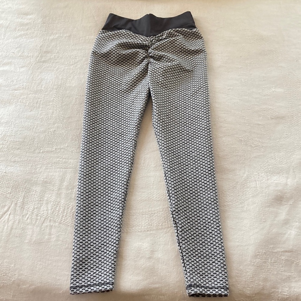 Ruched booty leggings